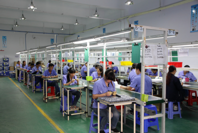 东莞市华顶精密塑胶模具有限公司图3