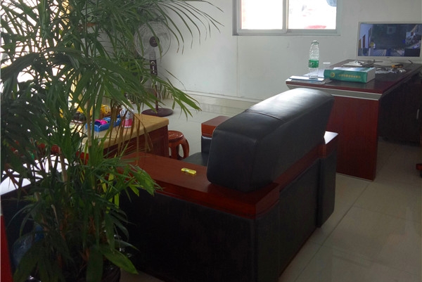 东莞市东坑东来精密五金加工厂图7