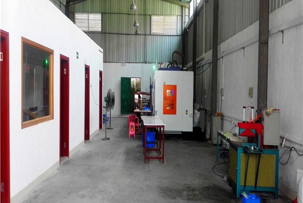 东莞市东坑东来精密五金加工厂图1