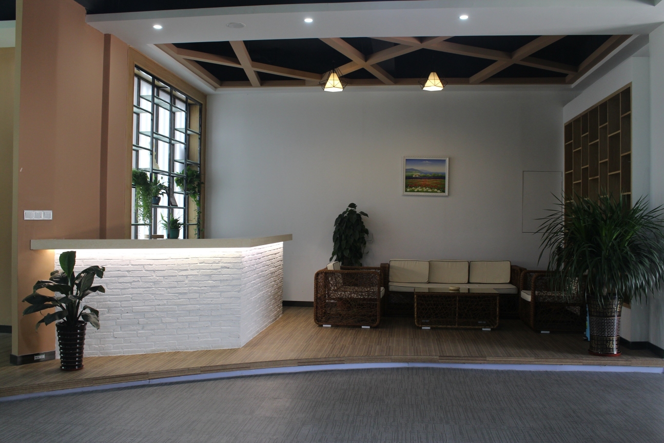 东莞市尼嘉斯塑胶机械有限公司图2