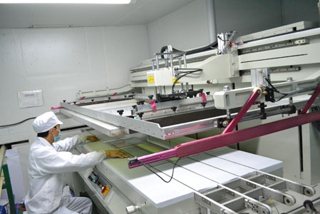 东莞市银泰玻璃有限公司图3