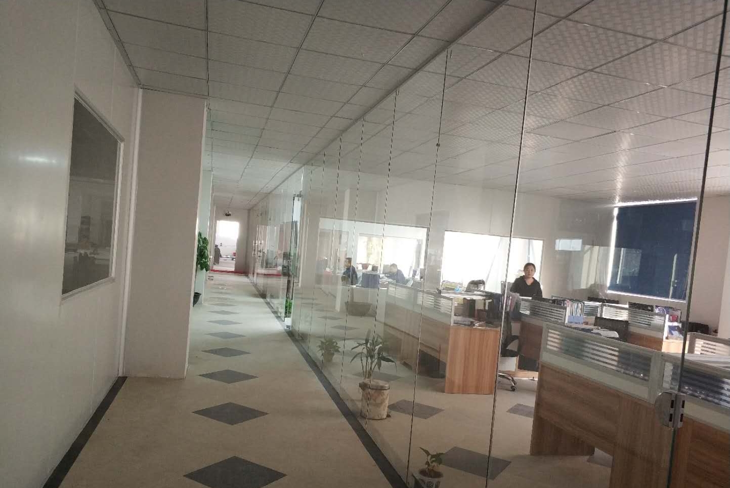 东莞恒益祥涂装设备科技有限公司图2