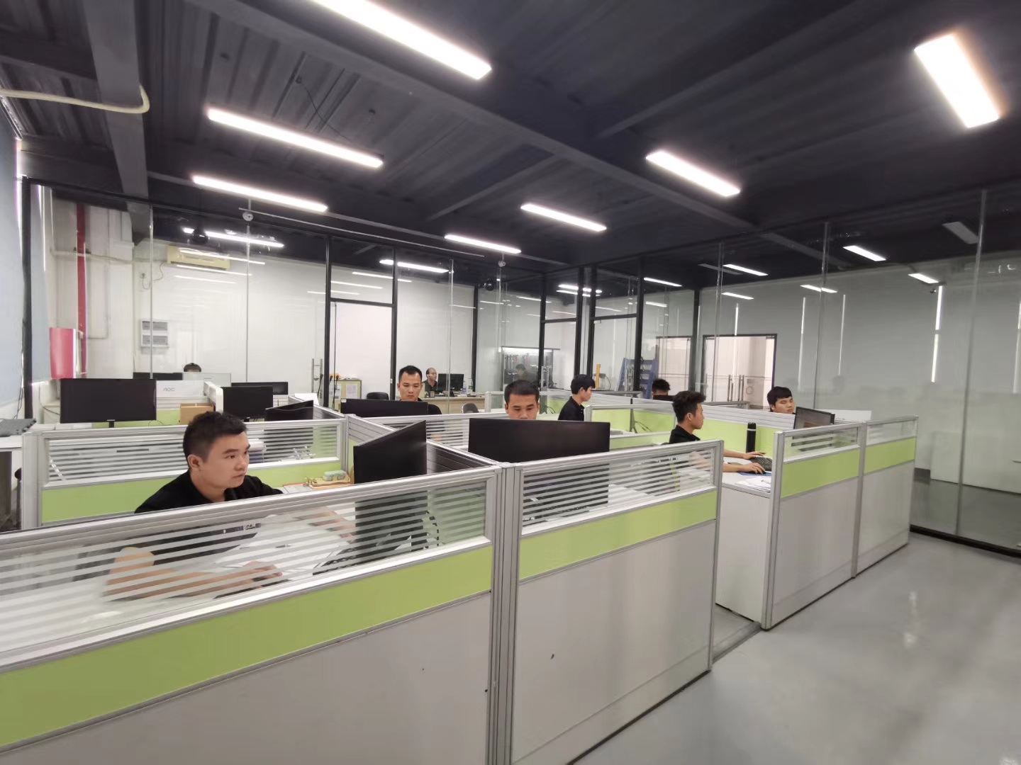 东莞市迅亿捷精密模具有限公司图4