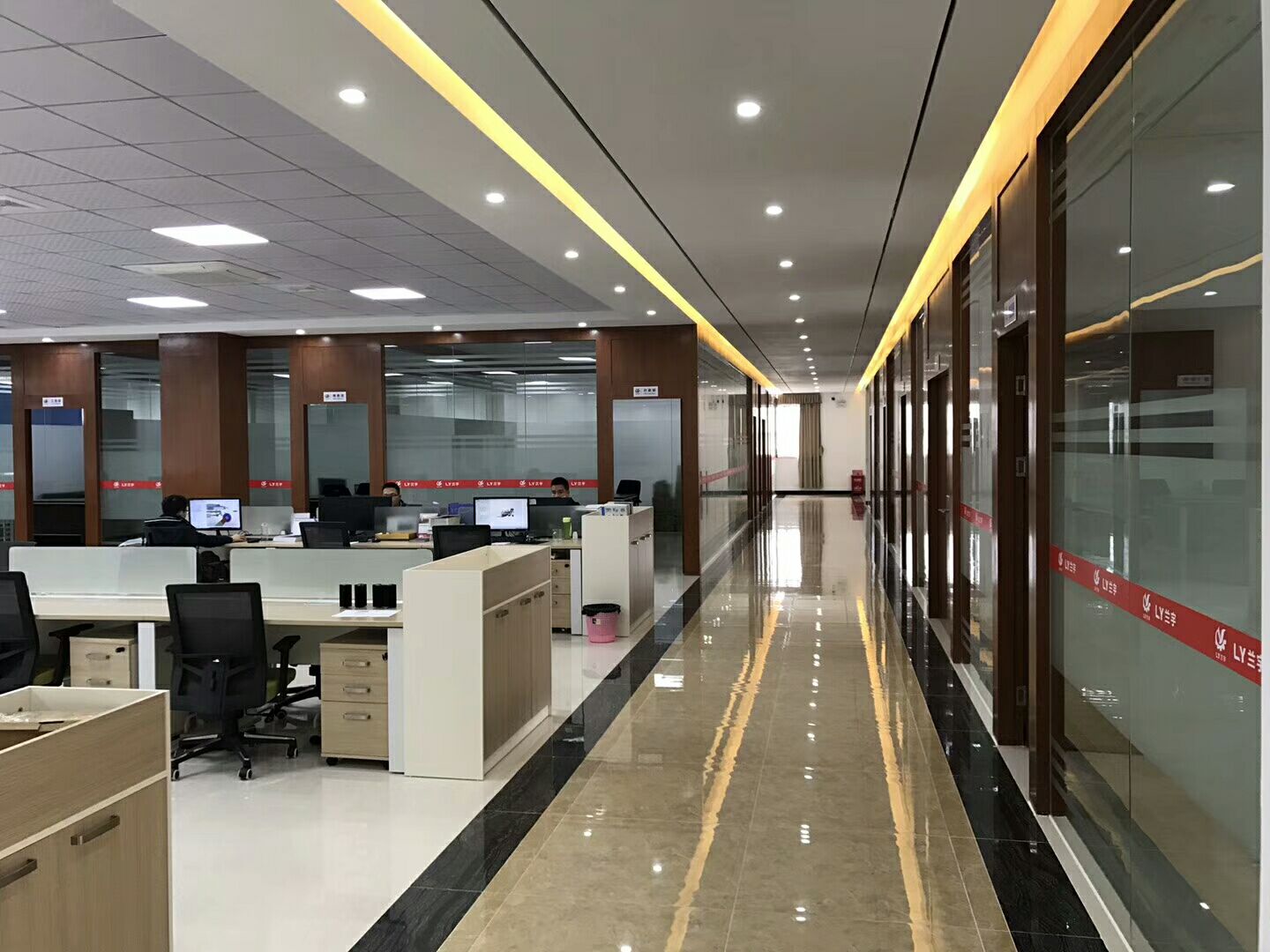 东莞泓宇智能装备有限公司图1