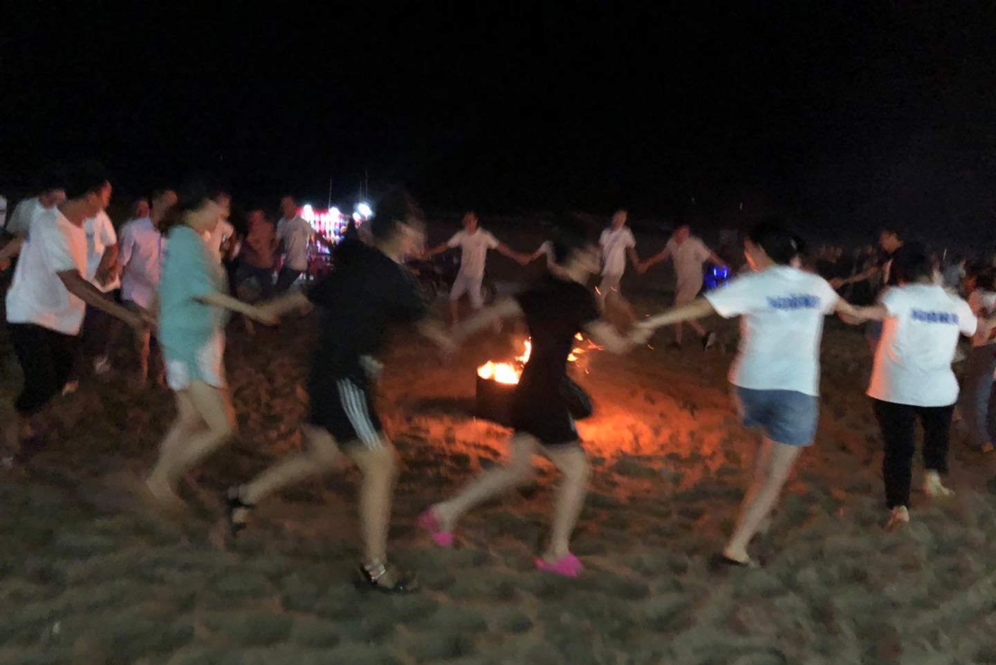 东莞市同盛塑胶模具有限公司图8