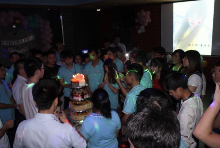 东莞市宝讯塑胶模具有限公司图9