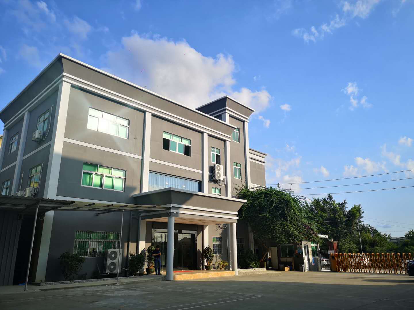 东莞市烨光璇电子科技有限公司图4