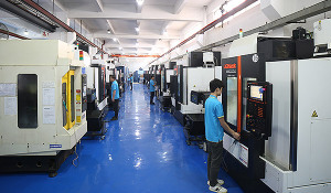 深圳市鑫荣精工科技有限公司图2