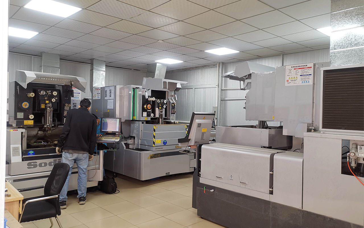 东莞市雄鑫振建五金精密制造有限公司图5