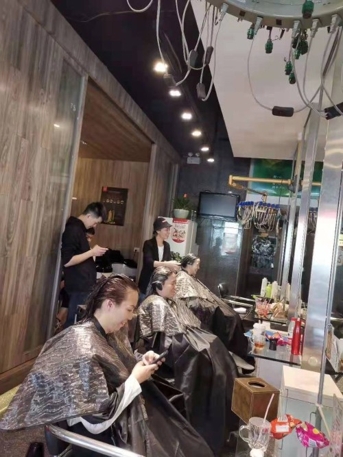 东莞市虎门柔杰美发店图2