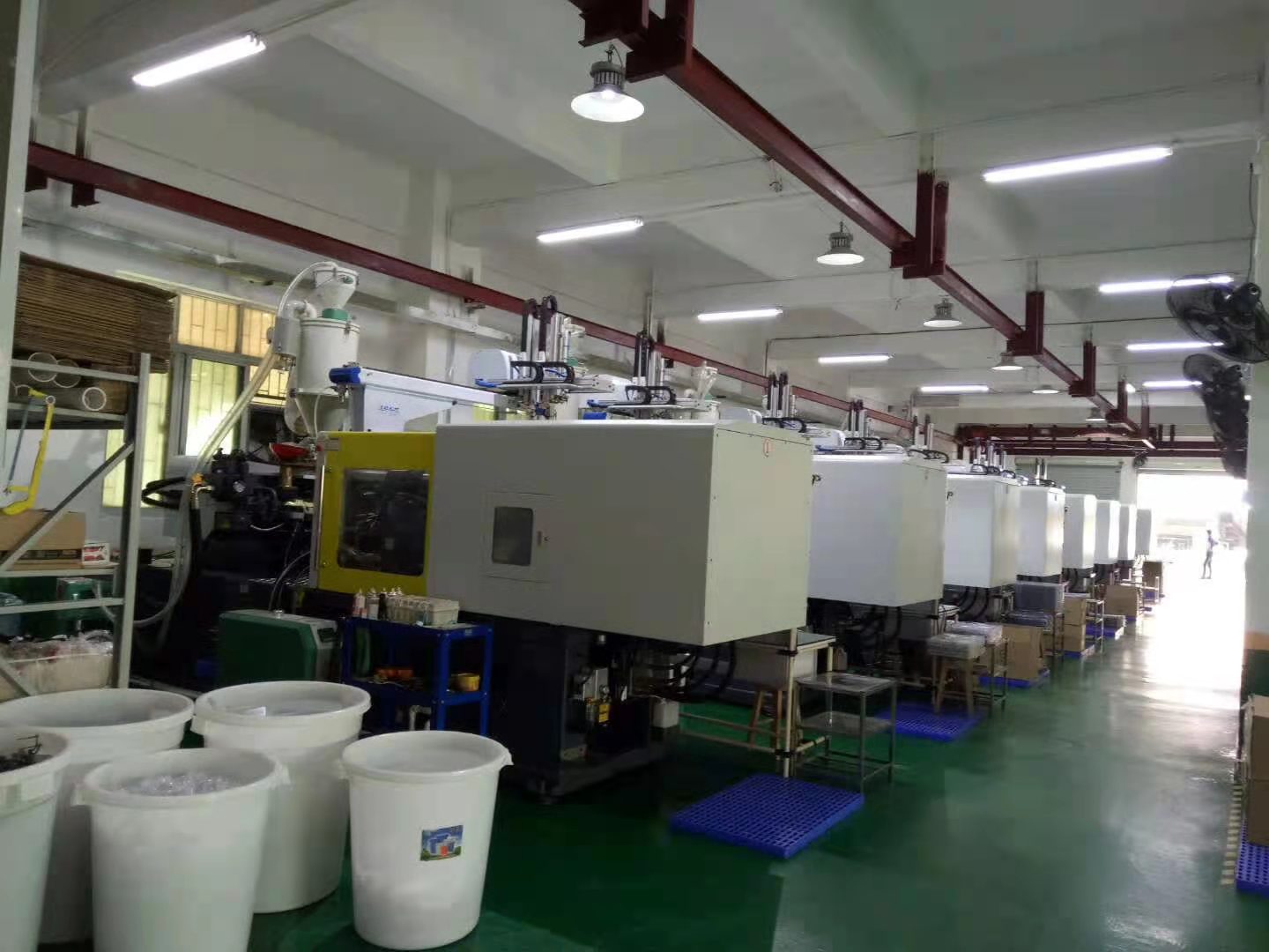 东莞市明荣模具塑胶制品有限公司图1