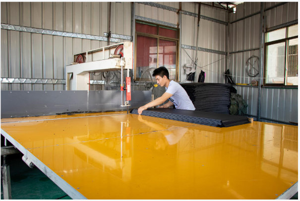 东莞市贵诚箱包制品有限公司图4