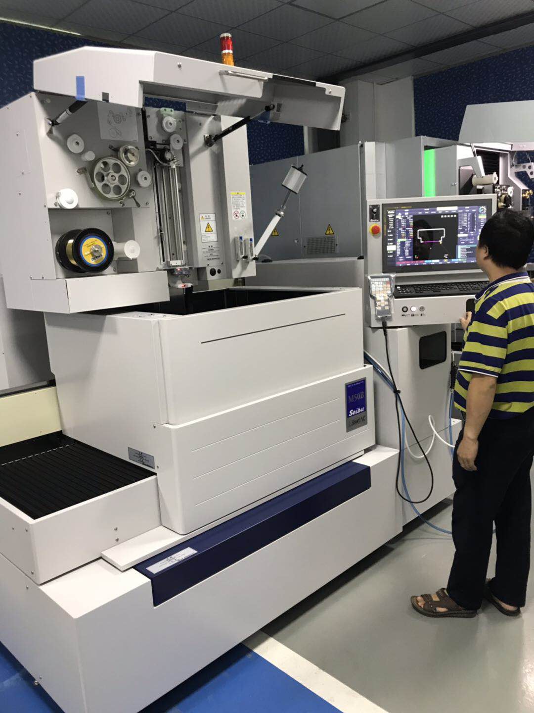 东莞市联硕精密模具有限公司图1