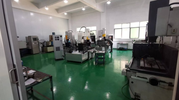 东莞市颐新五金塑胶制品有限公司图6