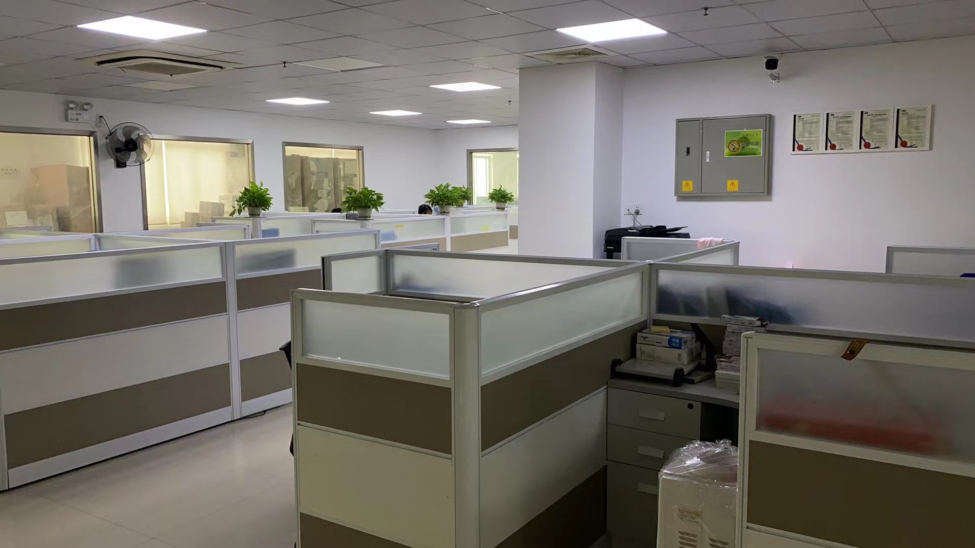 东莞市均飞五金电器有限公司图2