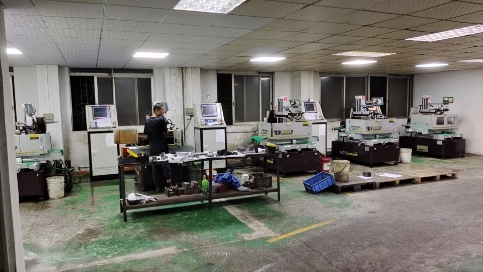 东莞市昌弘精密模具有限公司图7