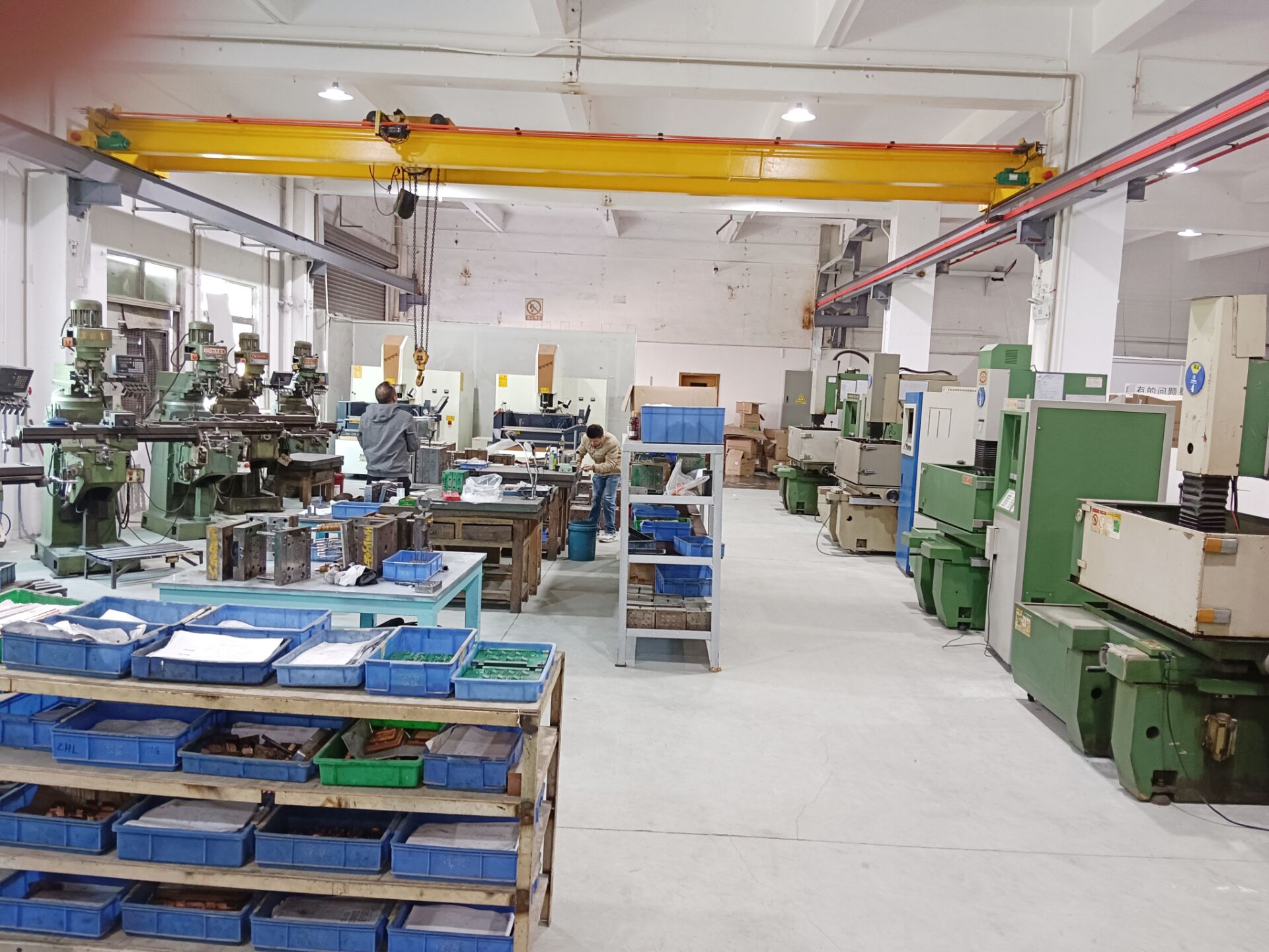 东莞市宏良塑胶电子有限公司图3