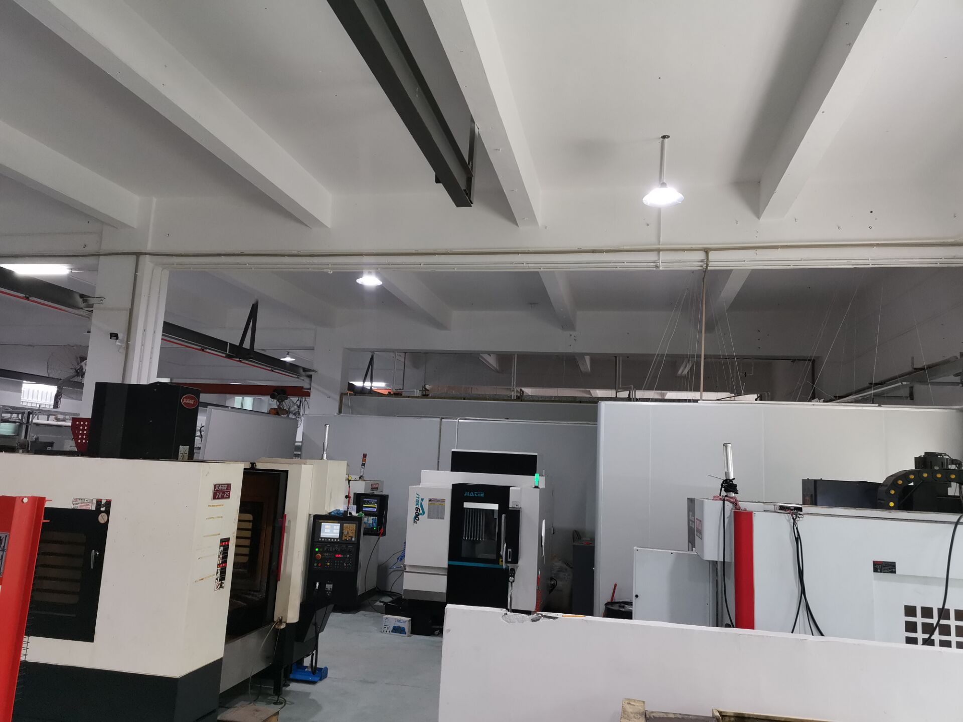 东莞市宏良塑胶电子有限公司图5