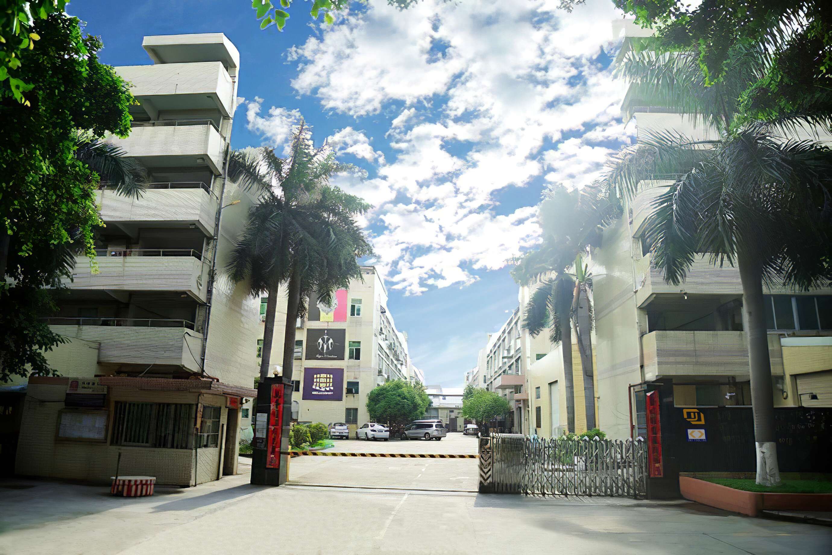 深圳市恒易源塑胶模具有限公司图1