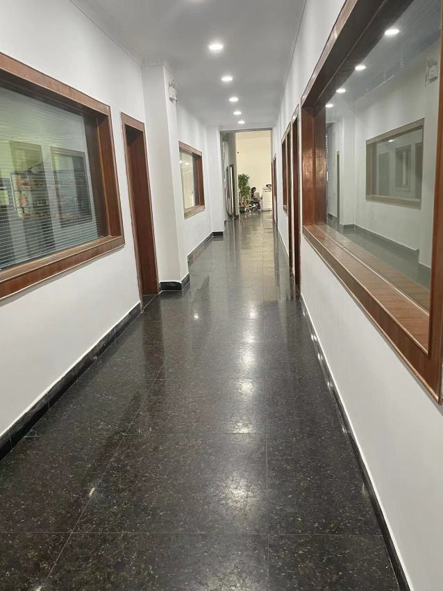 东莞市石碣智仁模具加工厂图4