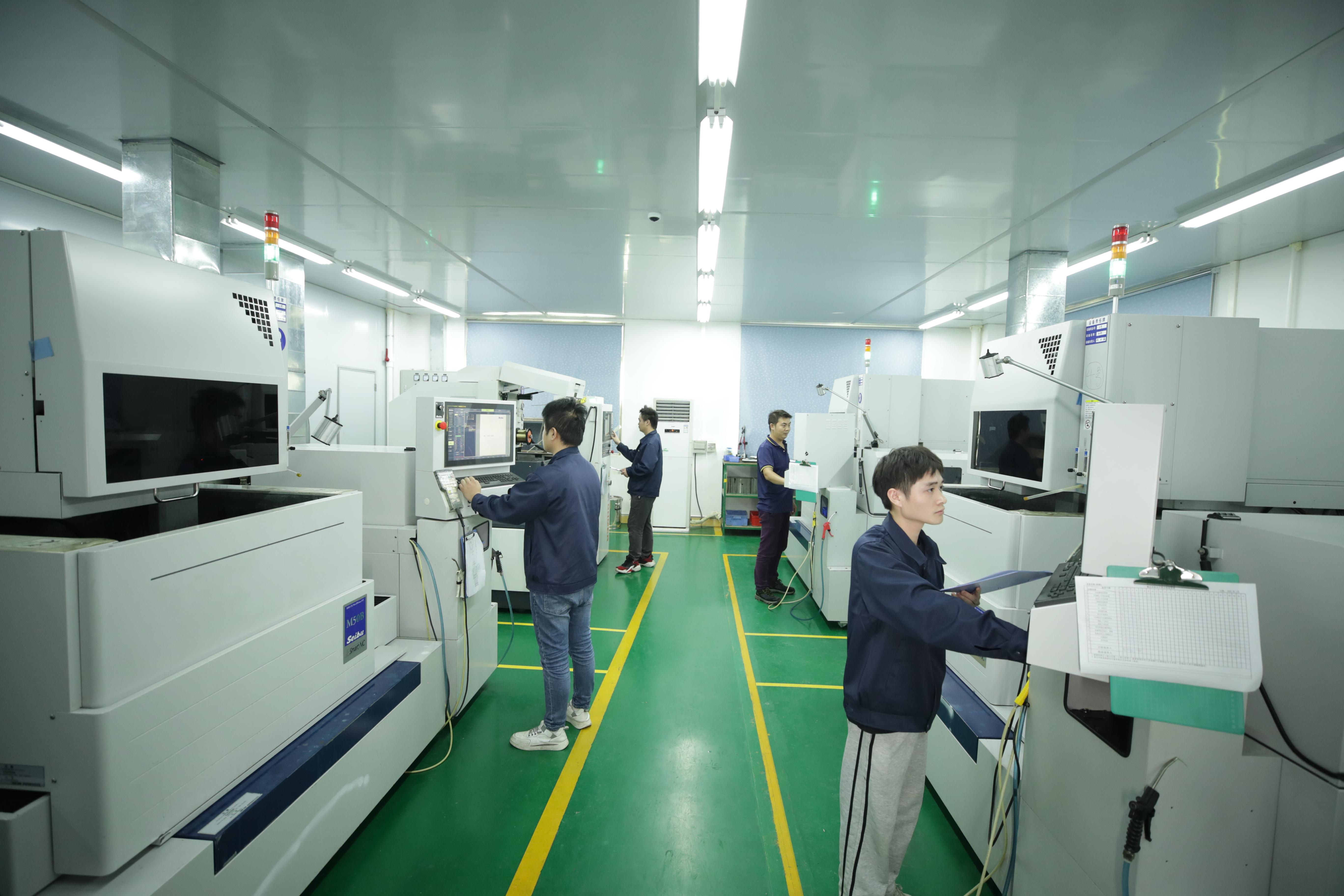 东莞市炜特五金塑胶制品有限公司图5