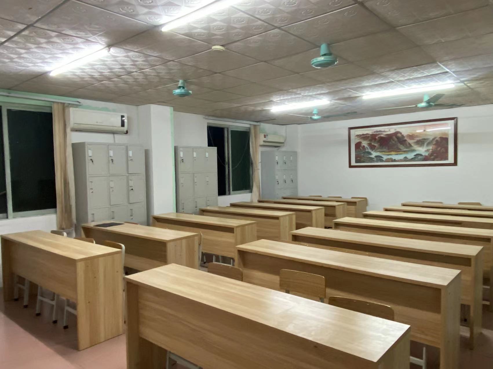 东莞市石碣振华职业培训学校图3