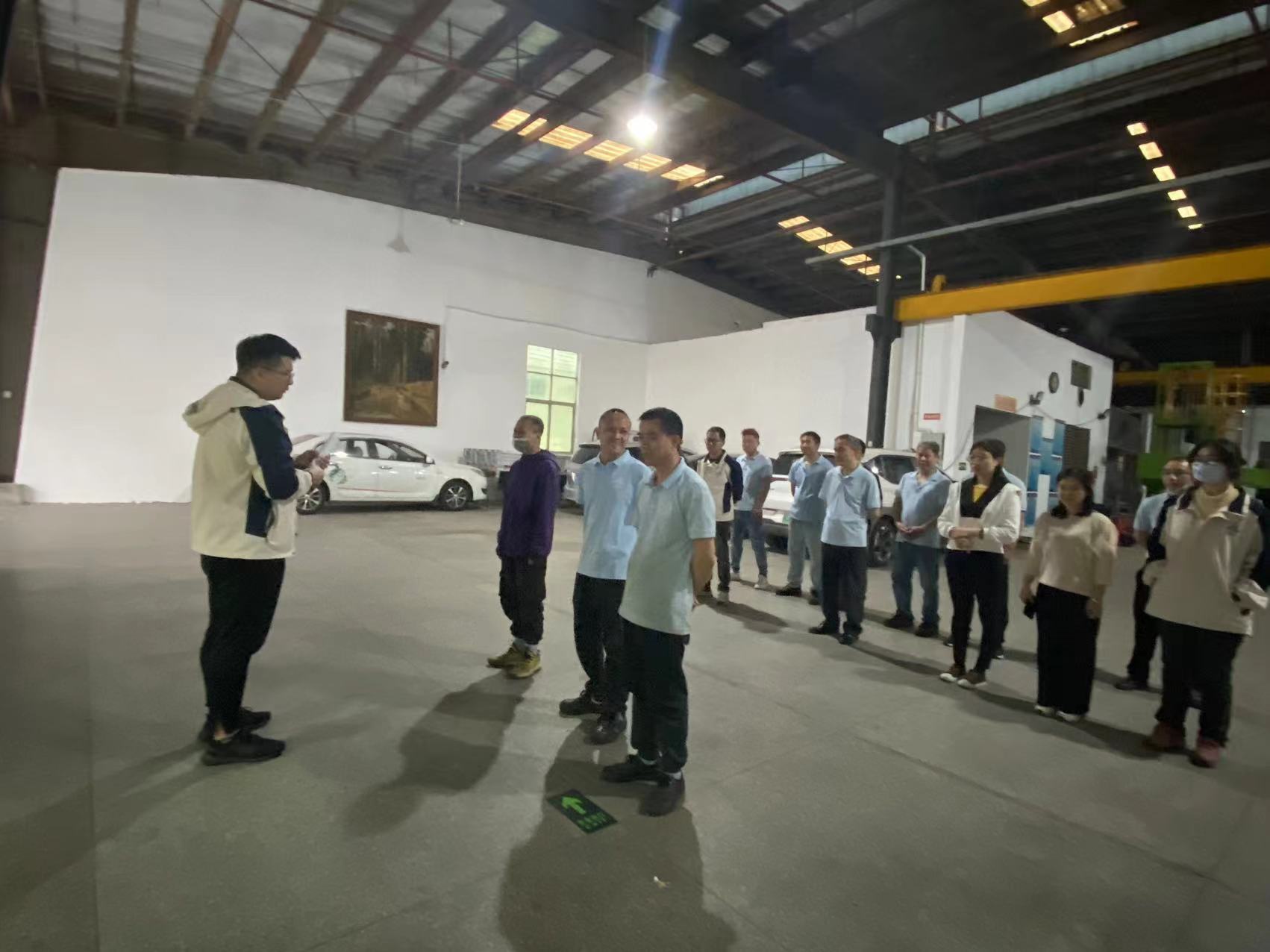 东莞俪鑫液压机器有限公司图9