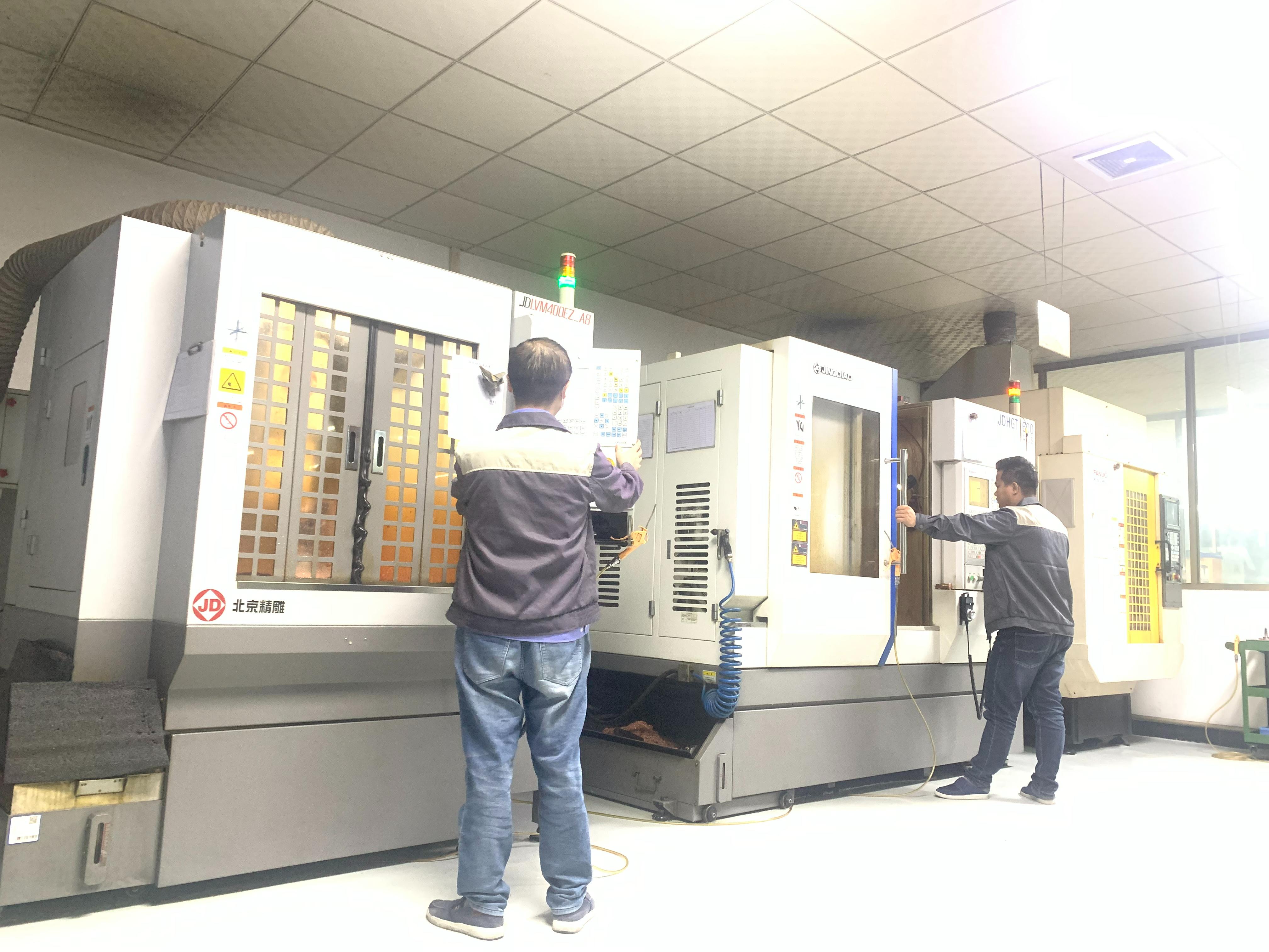 东莞市三秦精密模具科技有限公司图7