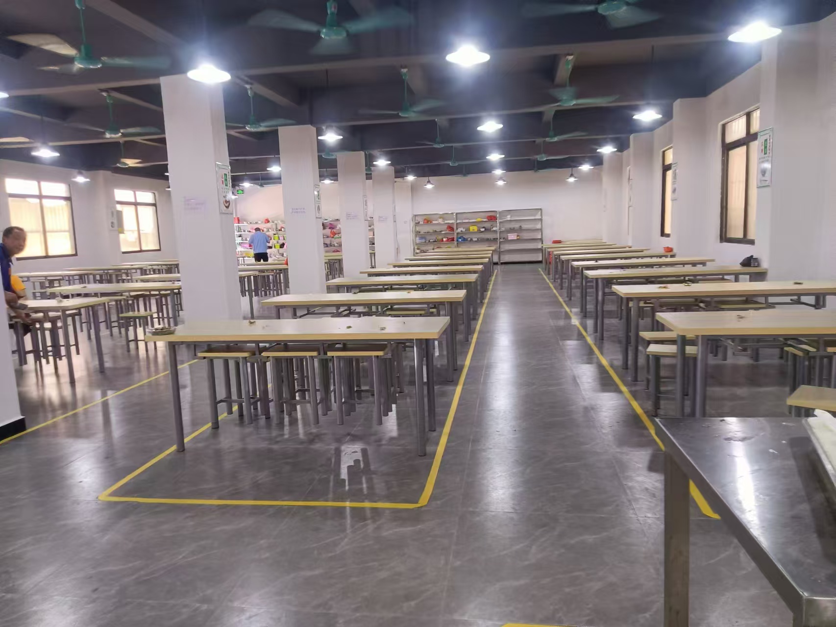 东莞市保盈泰制衣有限公司图6