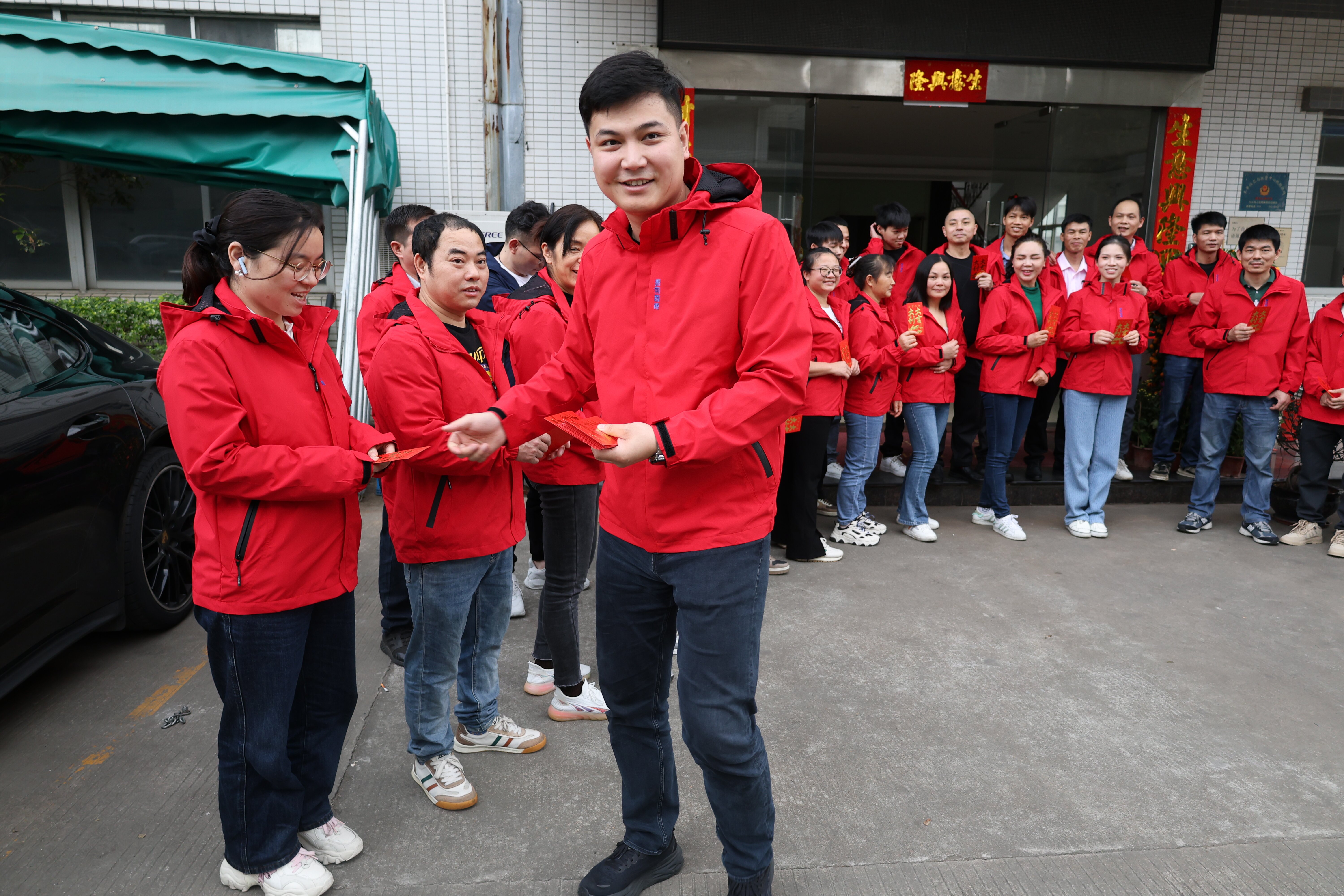 广东振翔智能装备科技有限公司图1