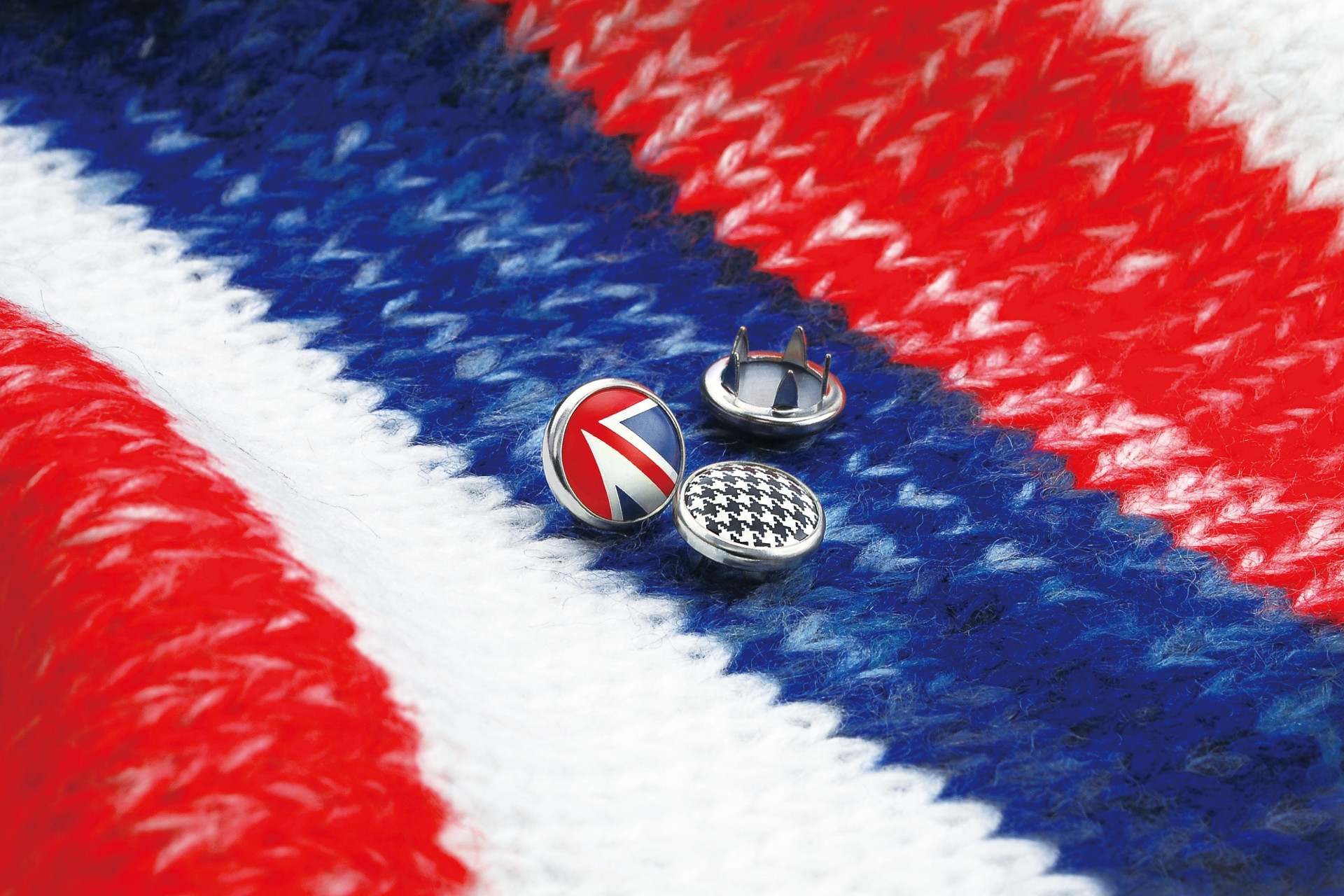 东莞达基钮扣制品有限公司五金钮扣、袋口钉、合金牌等图