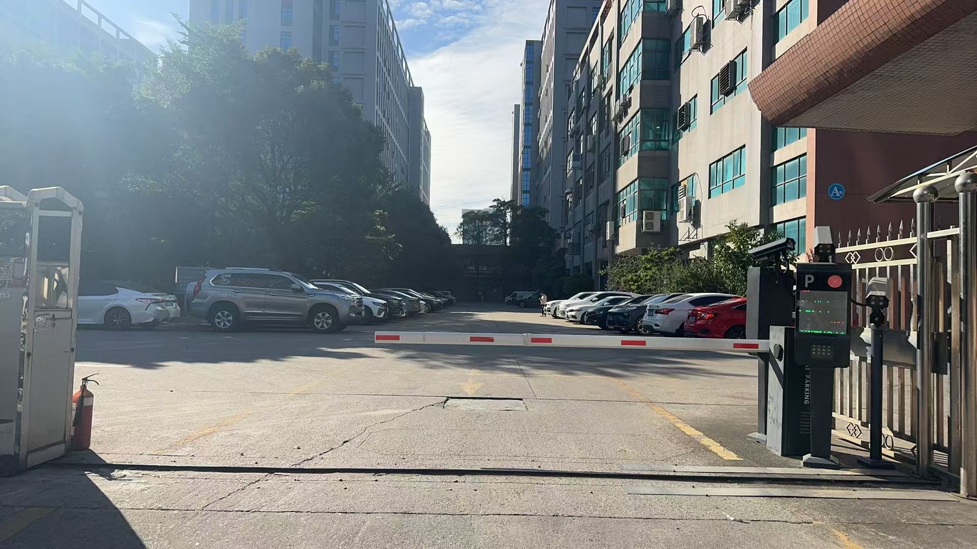 东莞市力秦精密五金有限公司图12