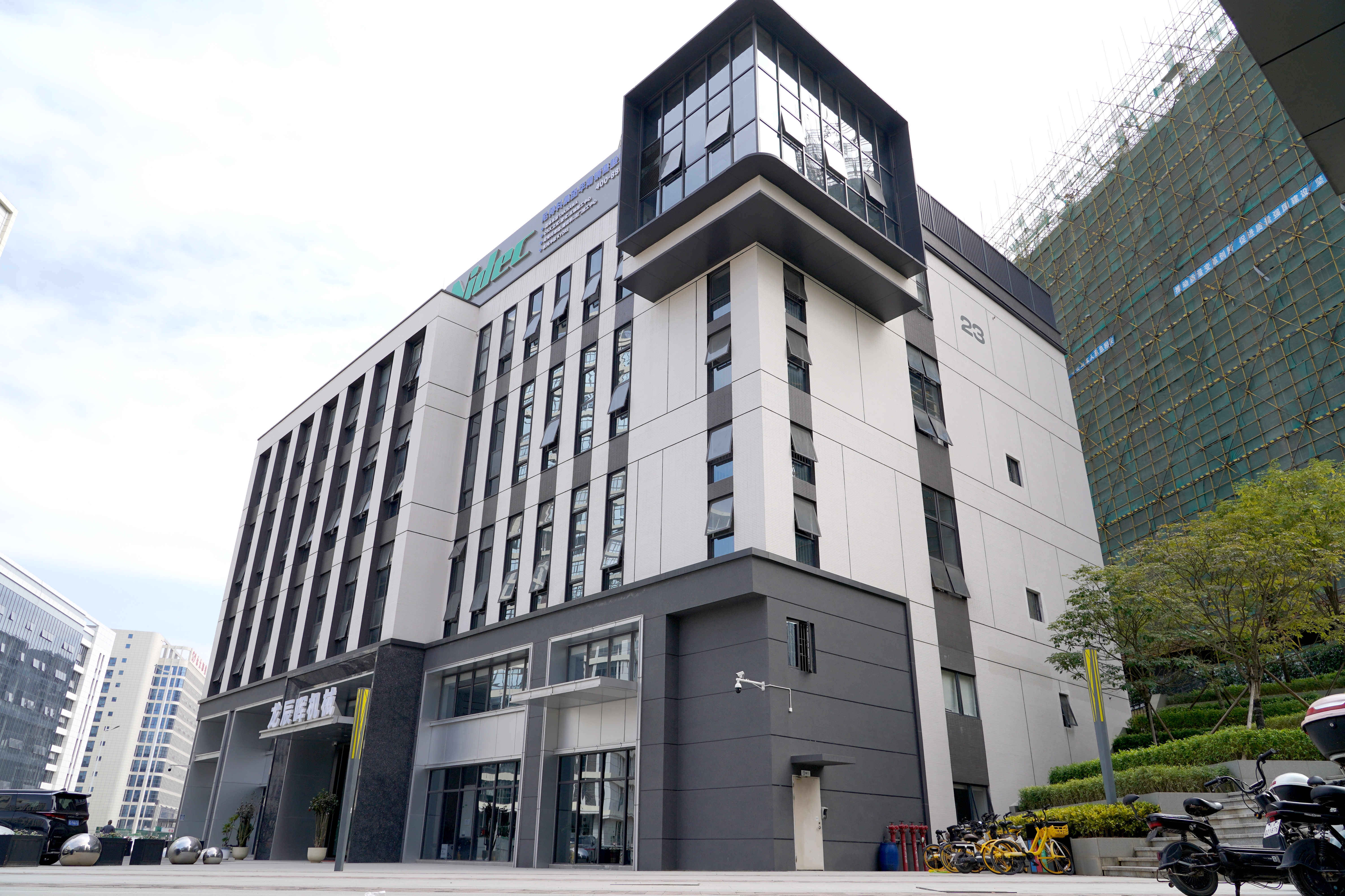 东莞市龙辰晖机械设备有限公司图9