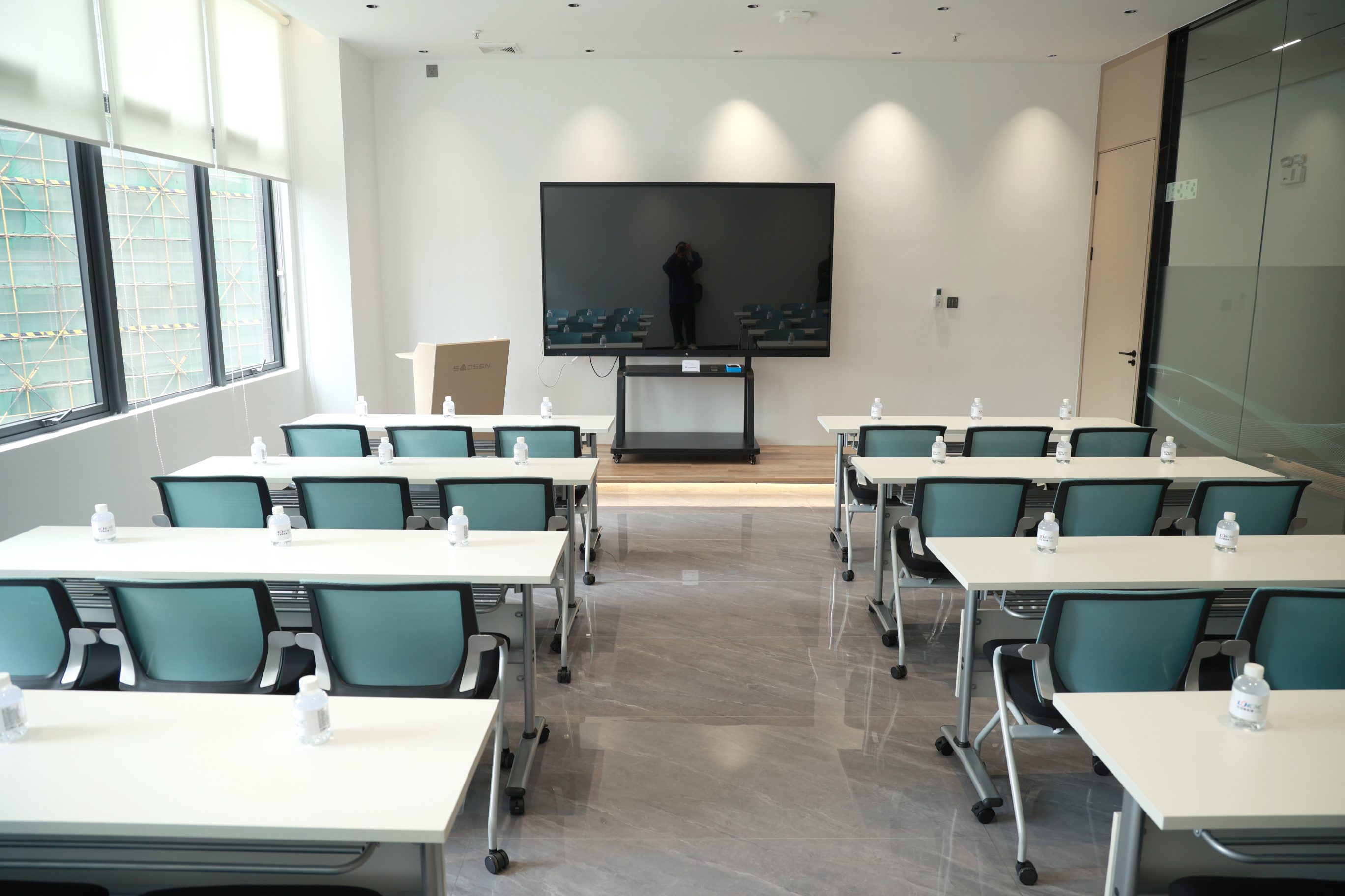 东莞市龙辰晖机械设备有限公司图7