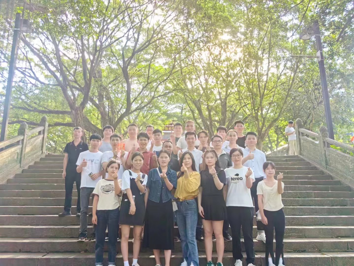 东莞市龙昇光电科技有限公司图4