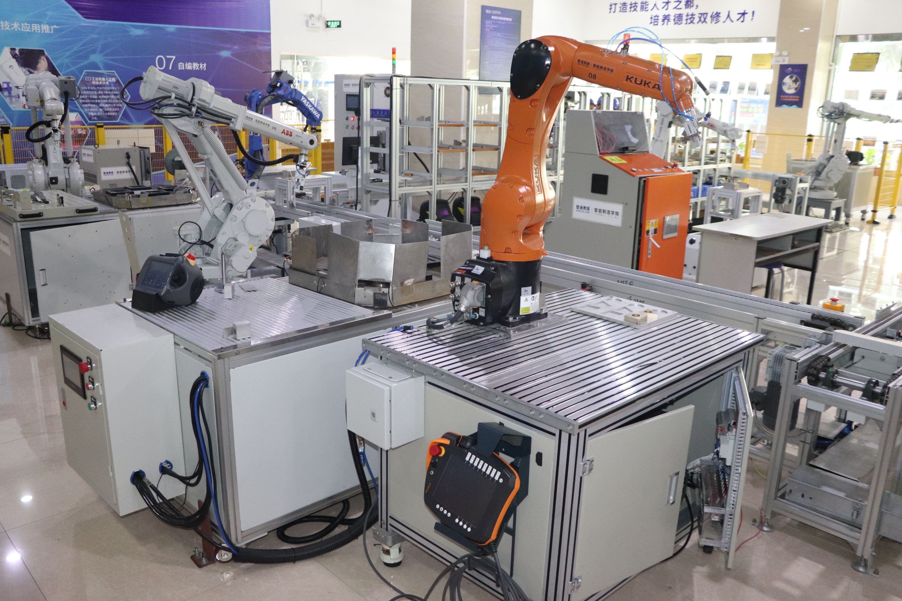 广东智通职业培训学院图3