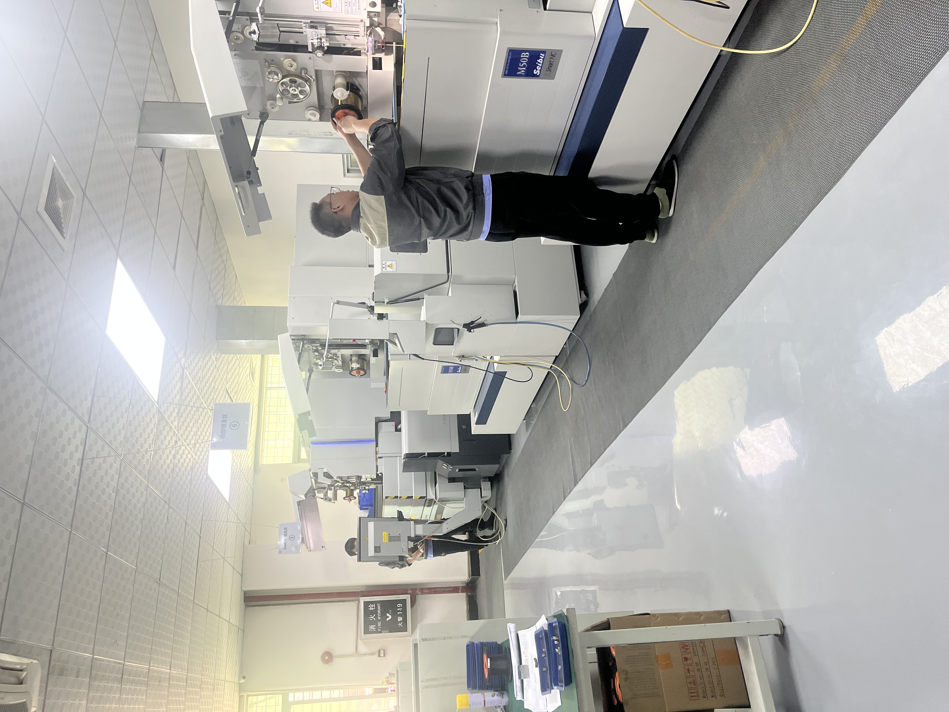 东莞市三秦精密模具科技有限公司图12