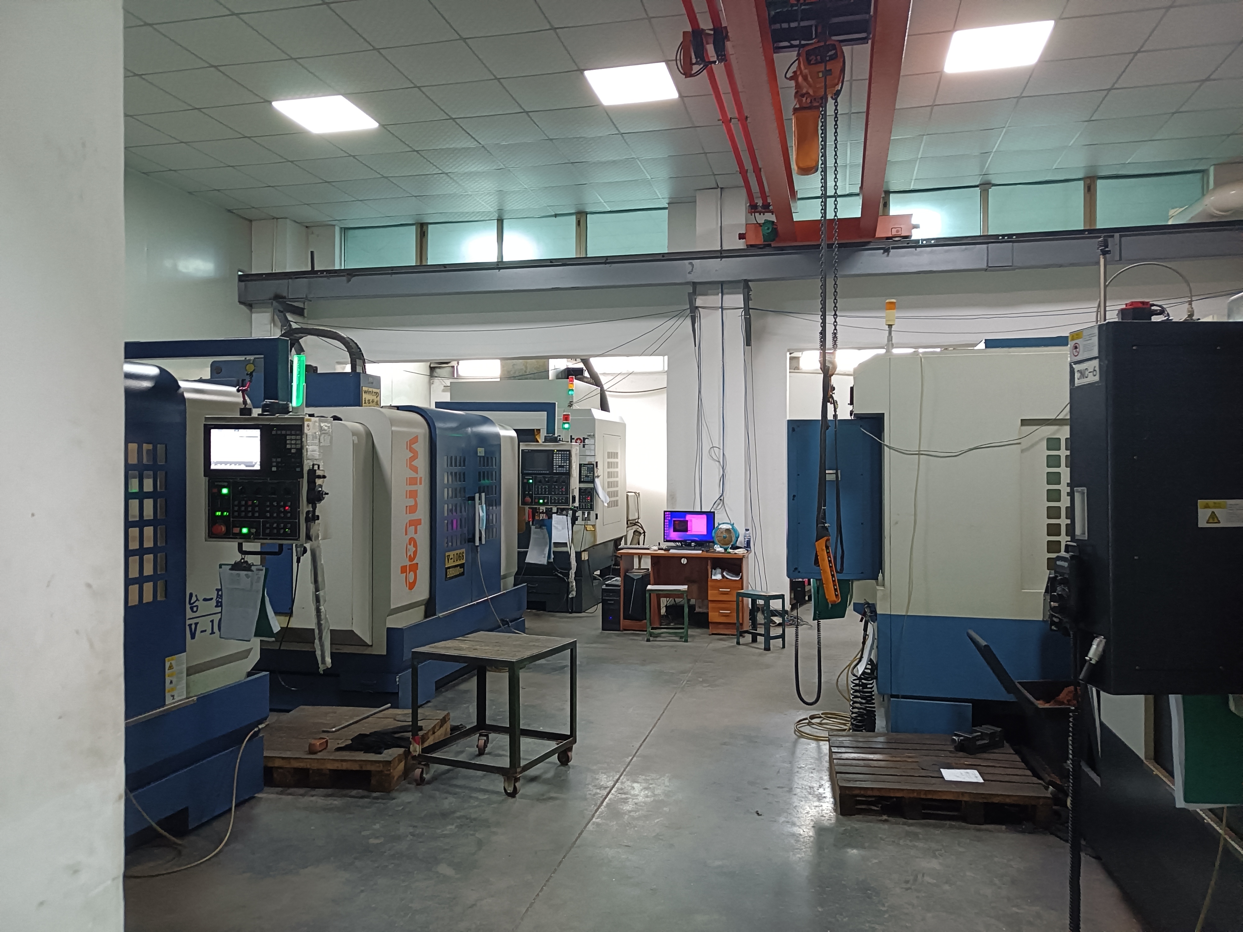 东莞市腾升塑胶五金有限公司图9