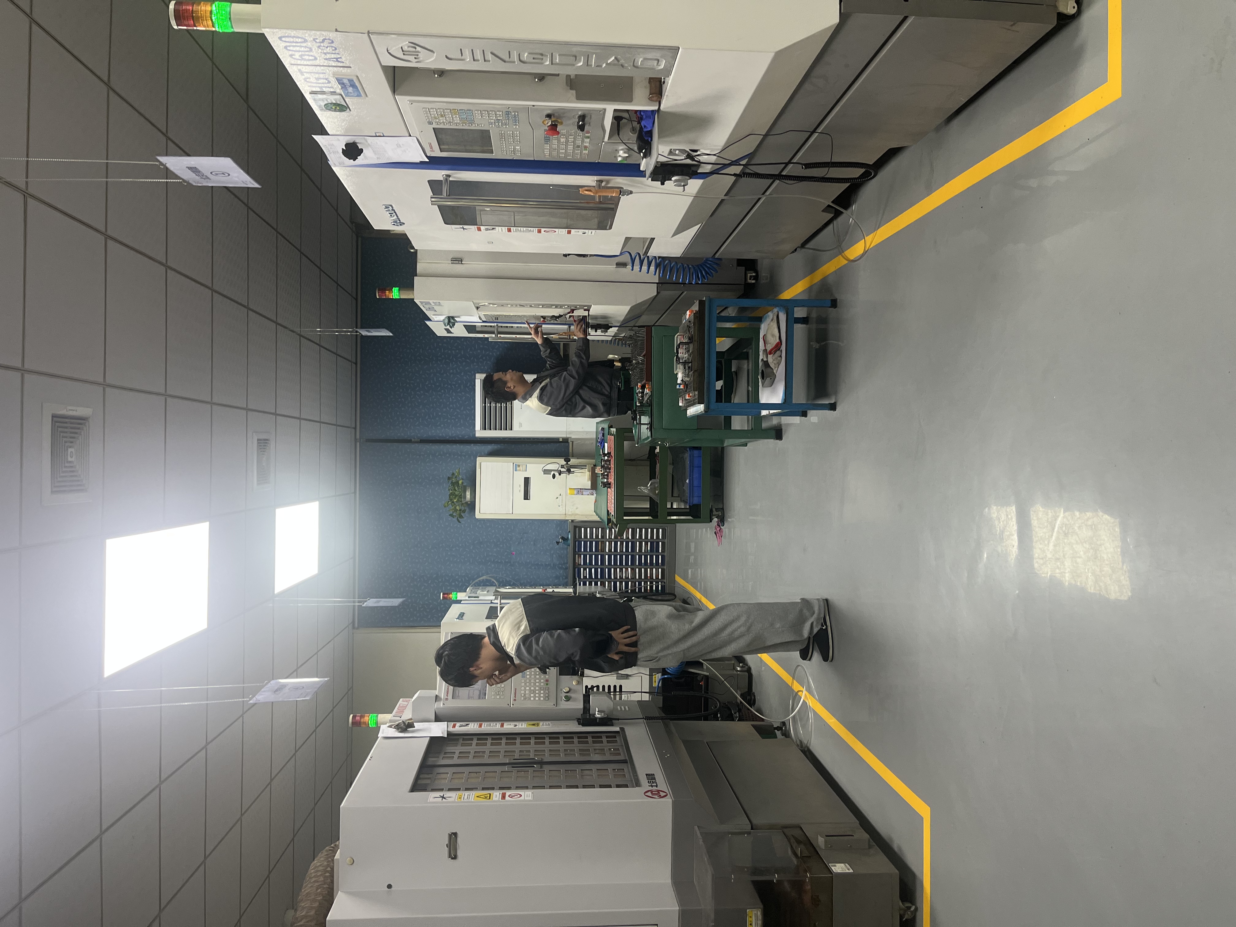 东莞市三秦精密模具科技有限公司图10