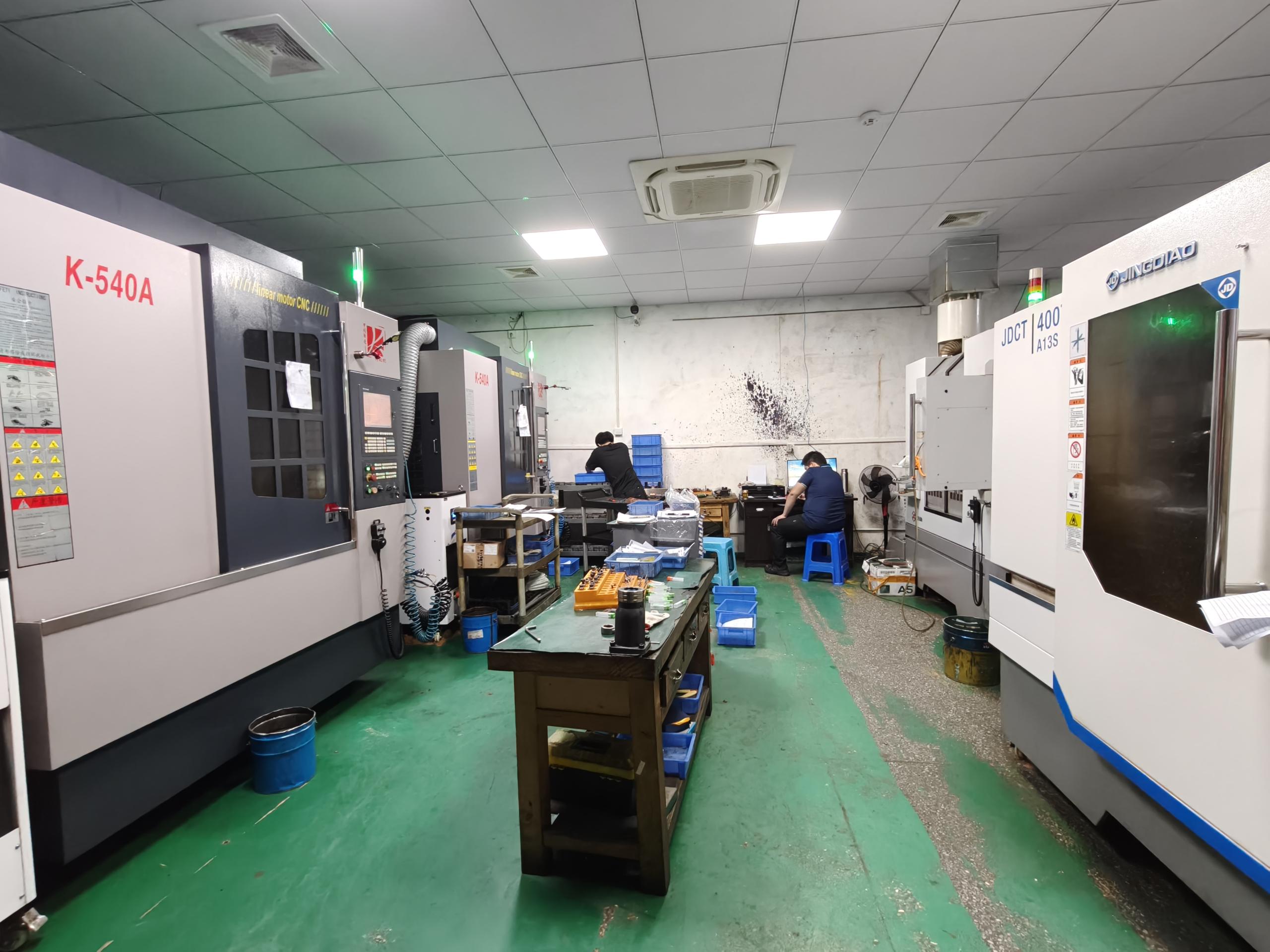 深圳市志珂腾飞模具有限公司图1