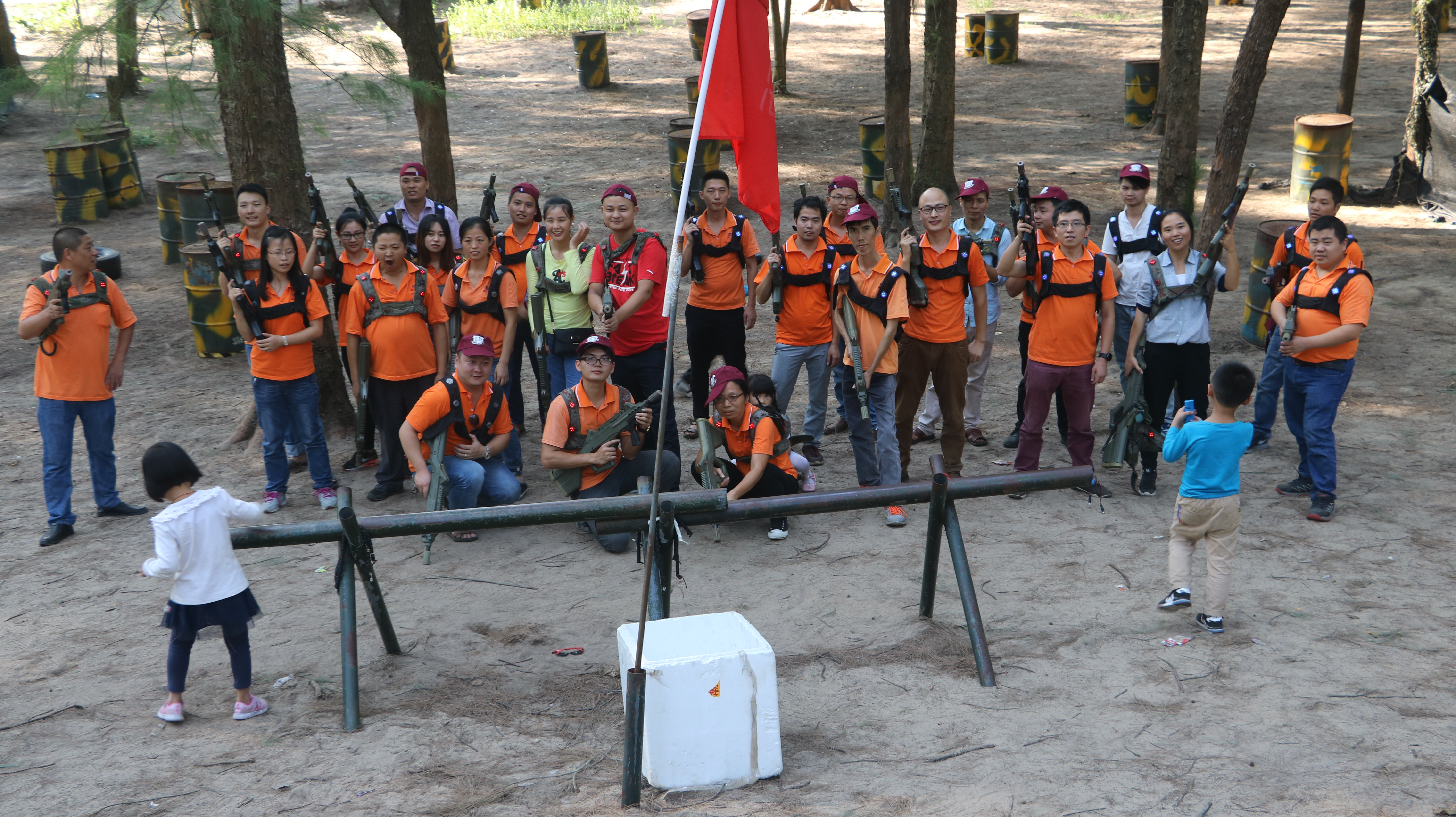 东莞广鸿模具有限公司图8