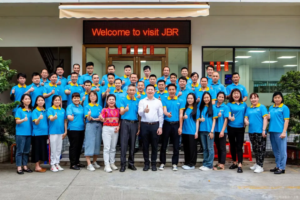 深圳市金宝荣精密工业制品有限公司图3