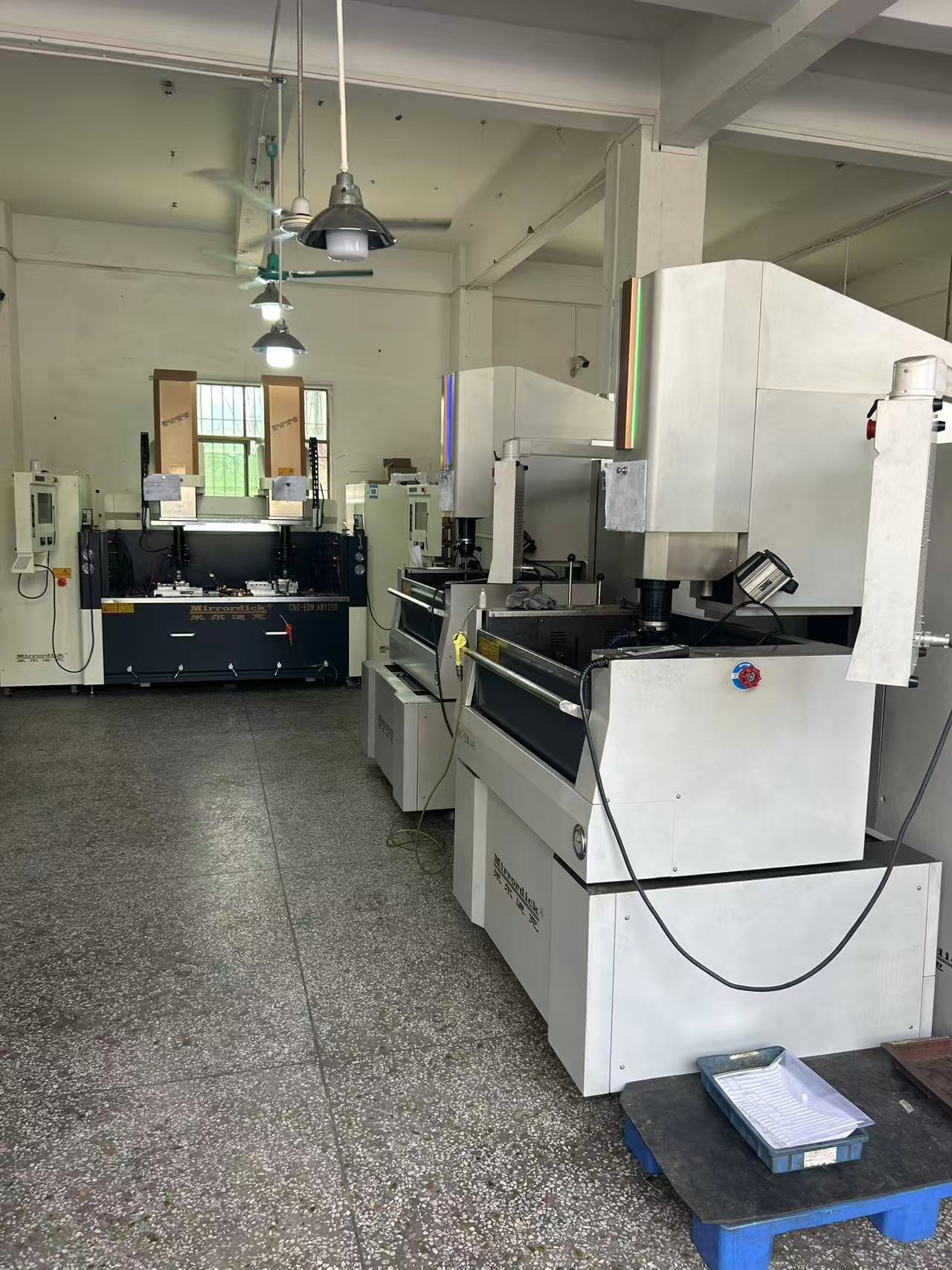 东莞市塘厦鑫标精密模具加工厂图片5
