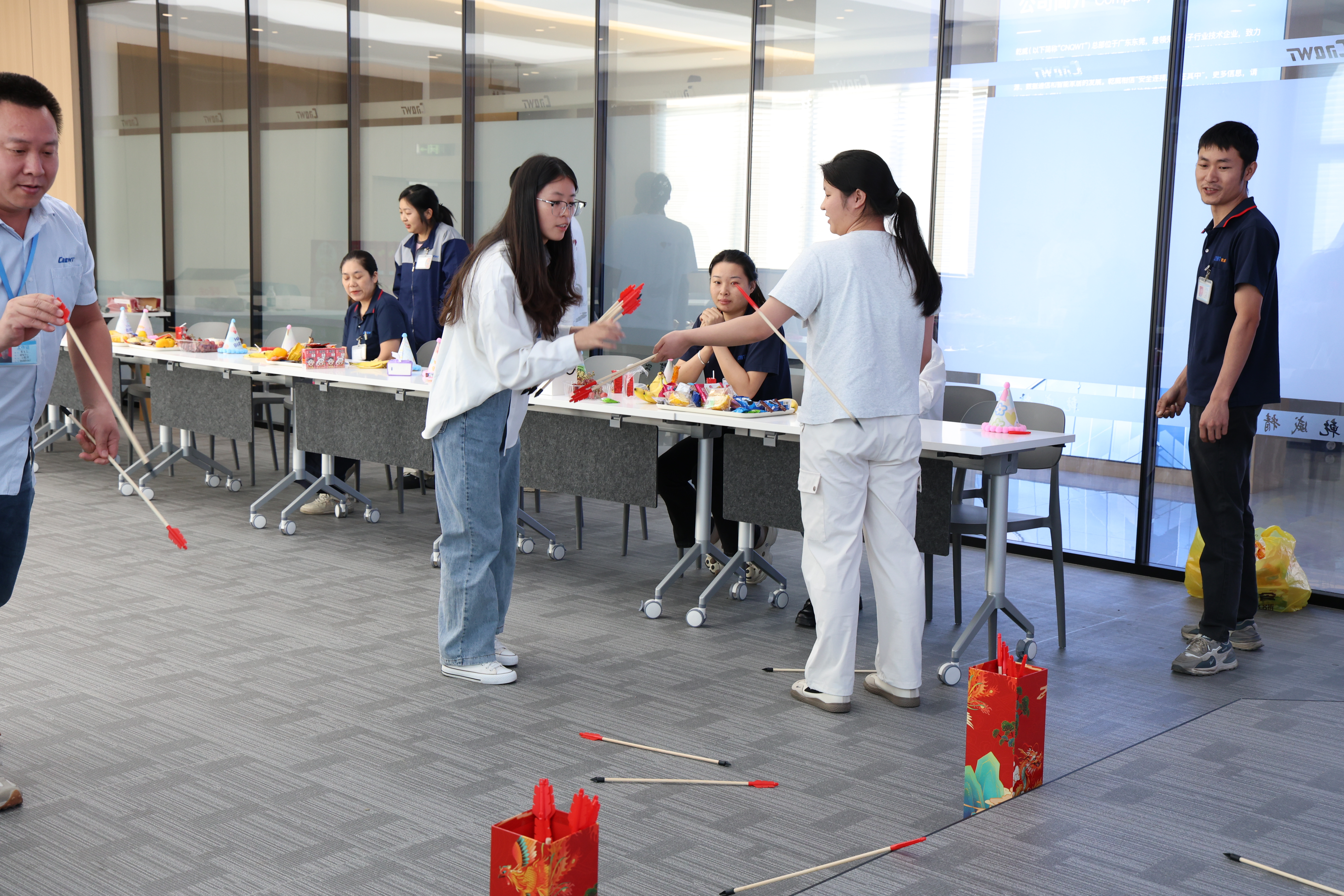 广东乾威精密连接器有限公司图片1