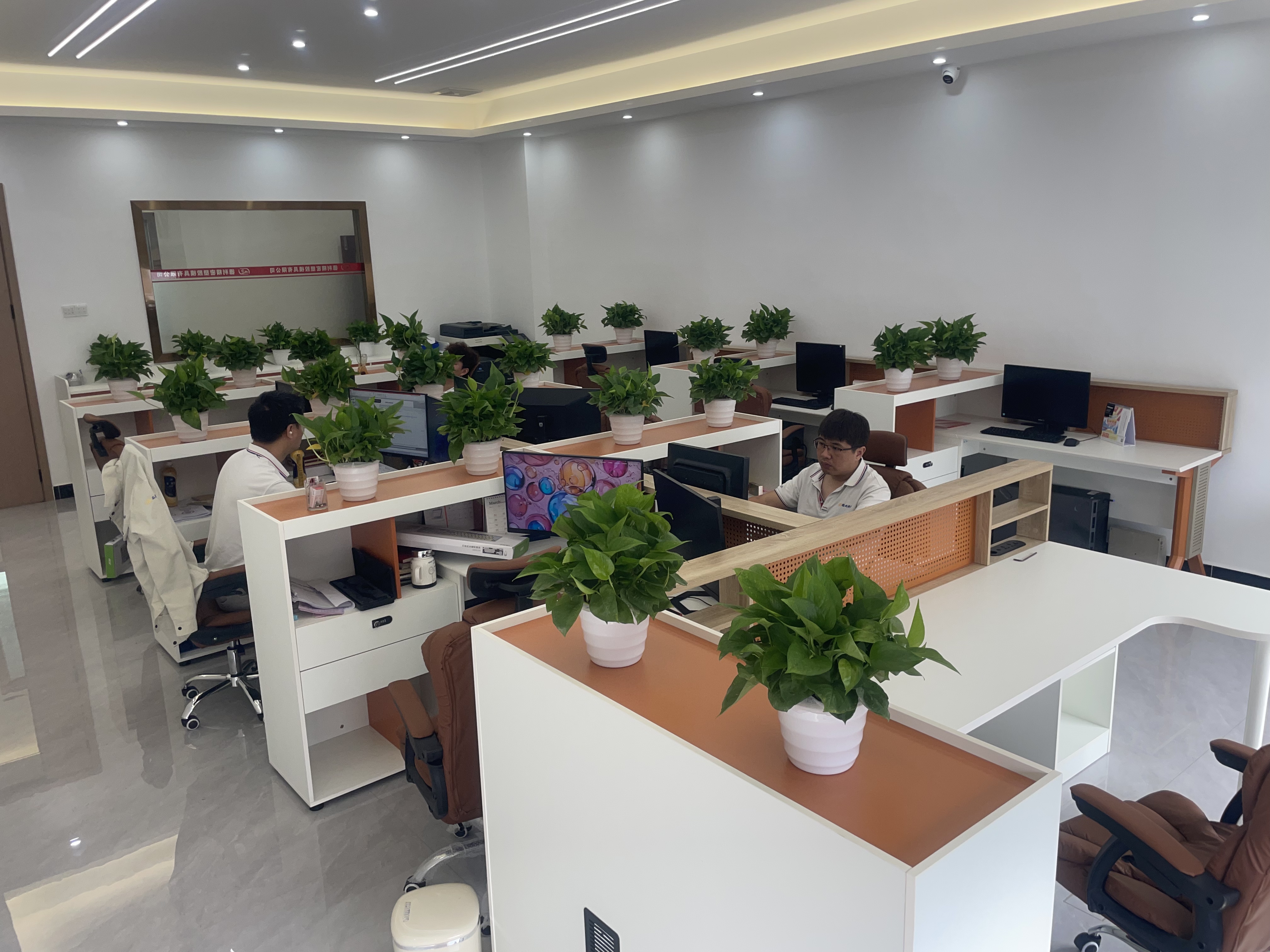 深圳市德利精密塑胶模具有限公司图片6