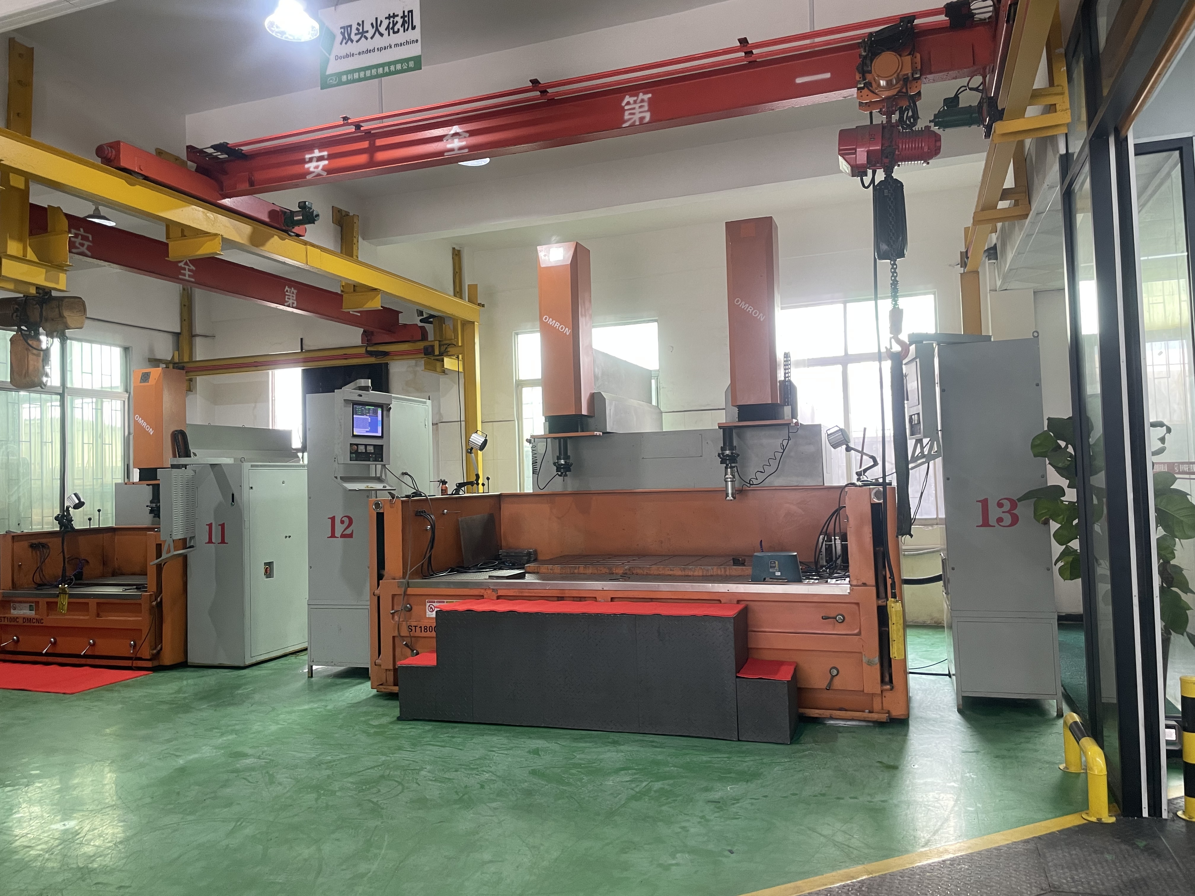 深圳市德利精密塑胶模具有限公司图片2