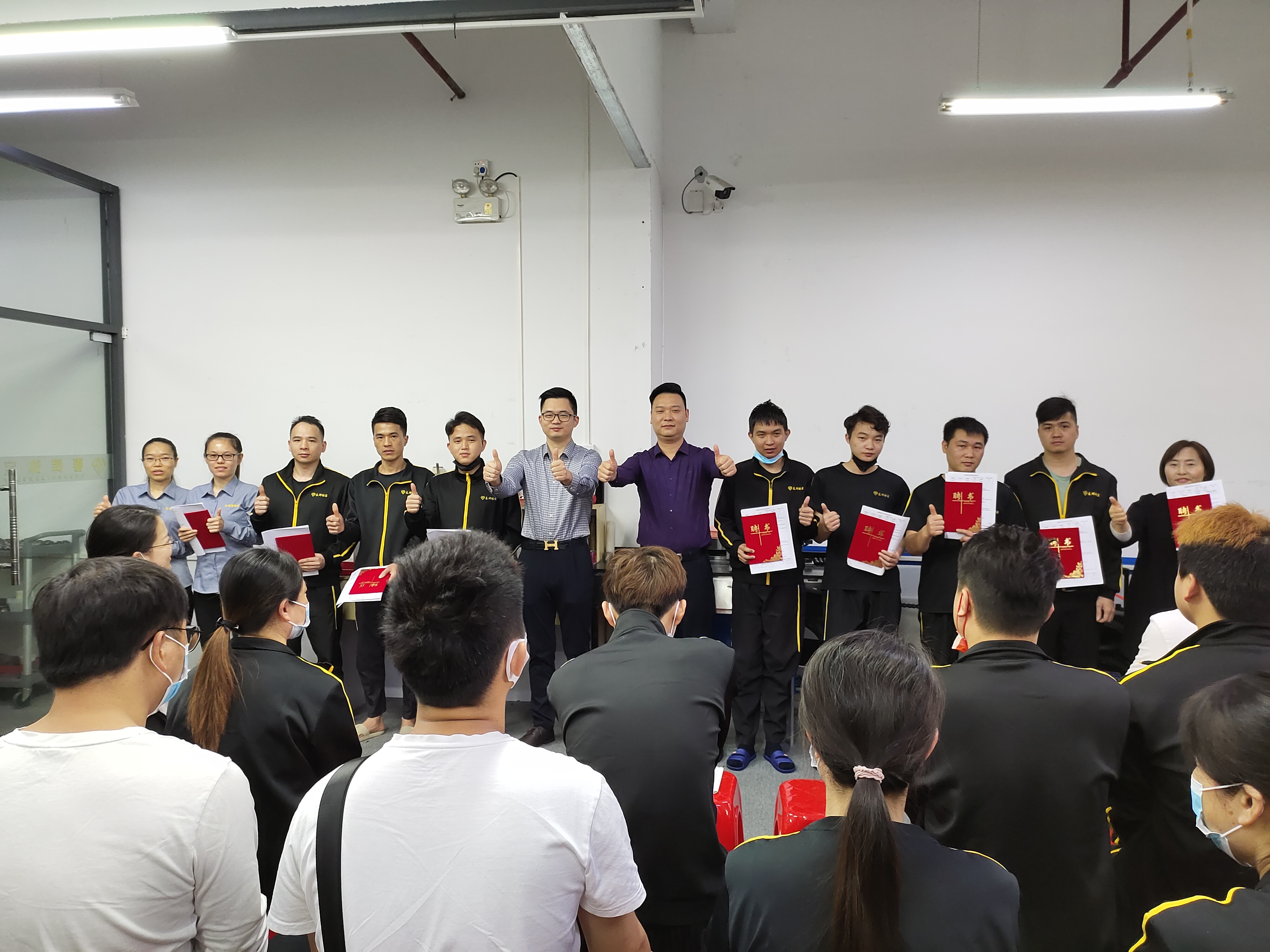 深圳市春辉珠宝有限责任公司图18