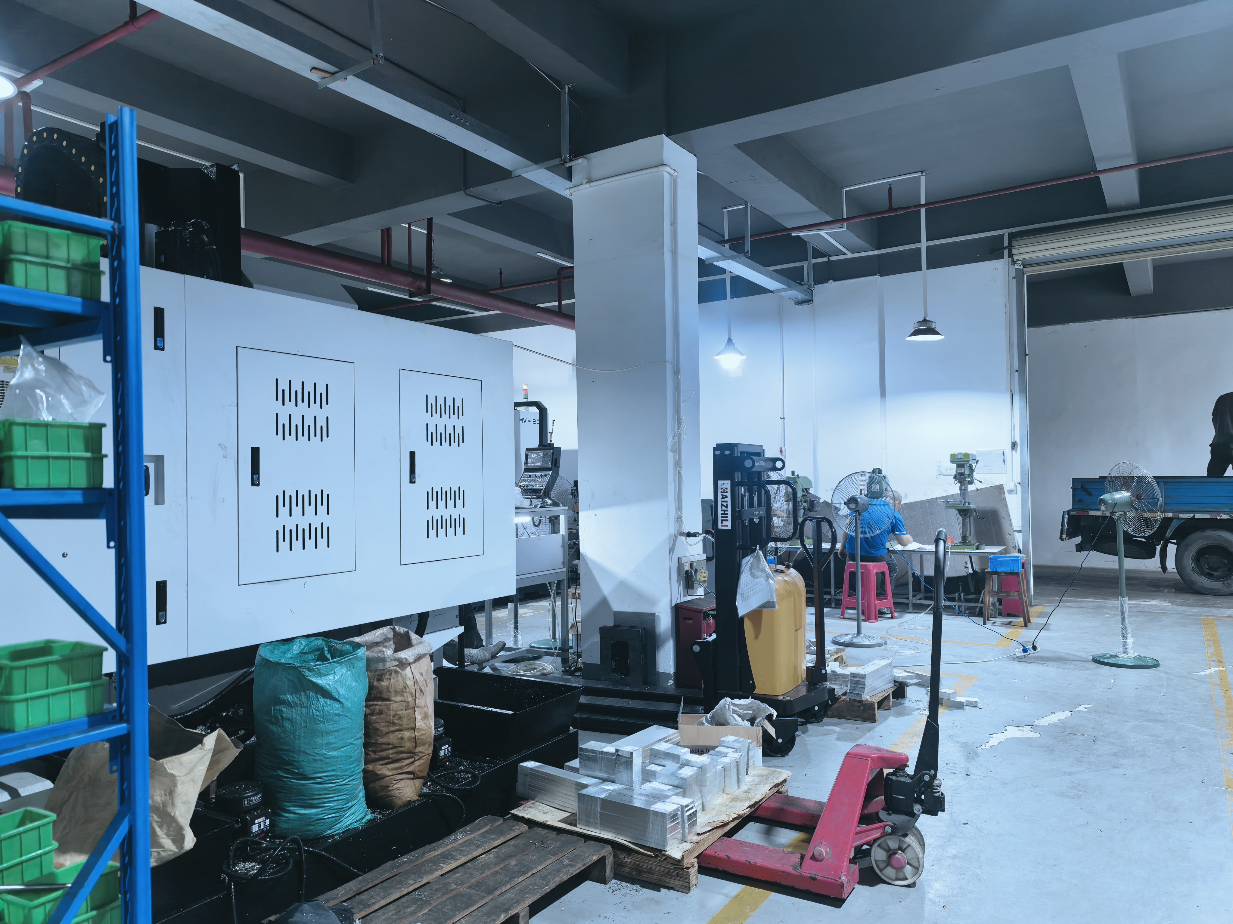 深圳市鑫鸿兴精密机械有限公司图2
