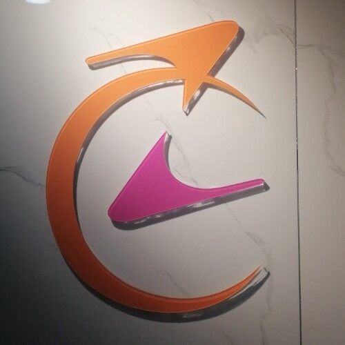 紫橙互娱文化传媒招聘logo