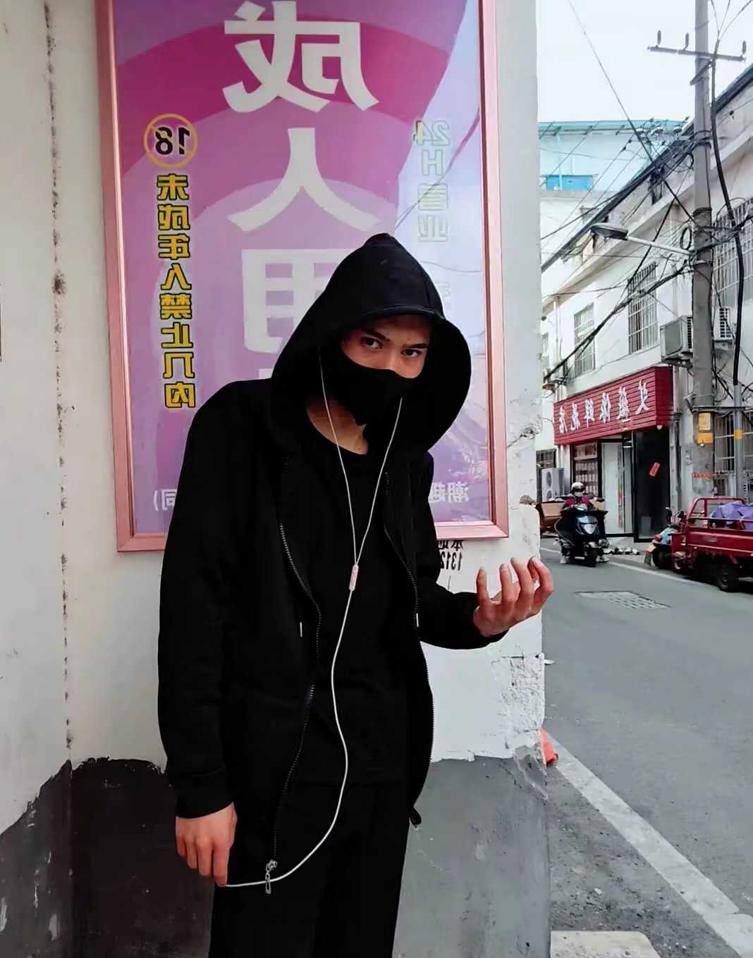 装配电工/新手小白可做/月7000招聘负责人·郑先生头像